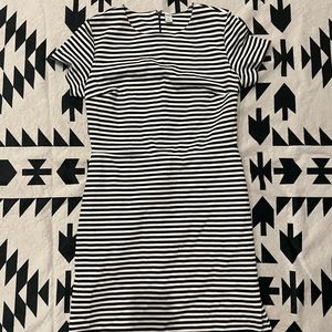 Old Navy Striped Shift Dress